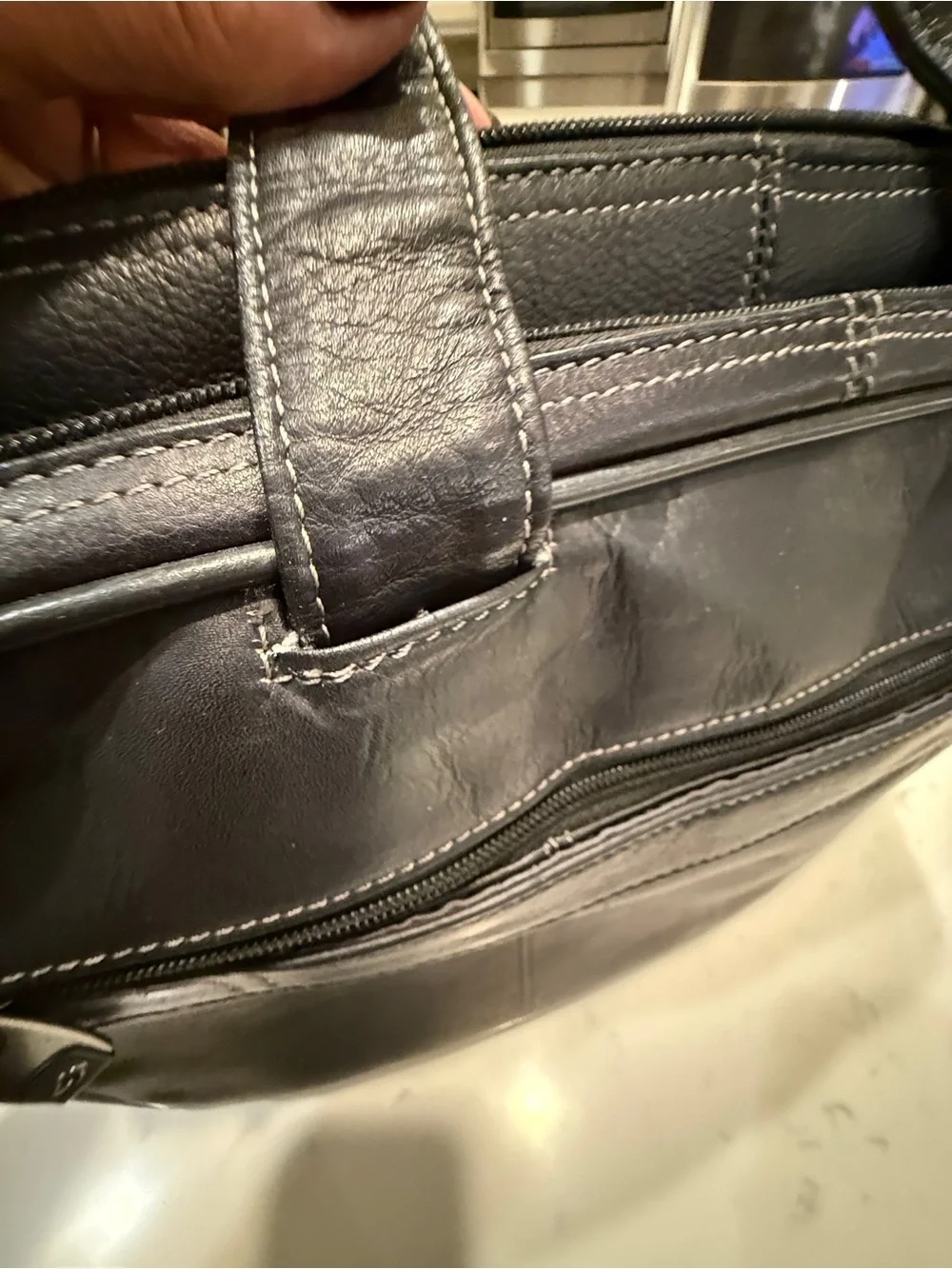Samsonite Black Genuine Leather Laptop Briefcase Business Messenger Bag 16.5”